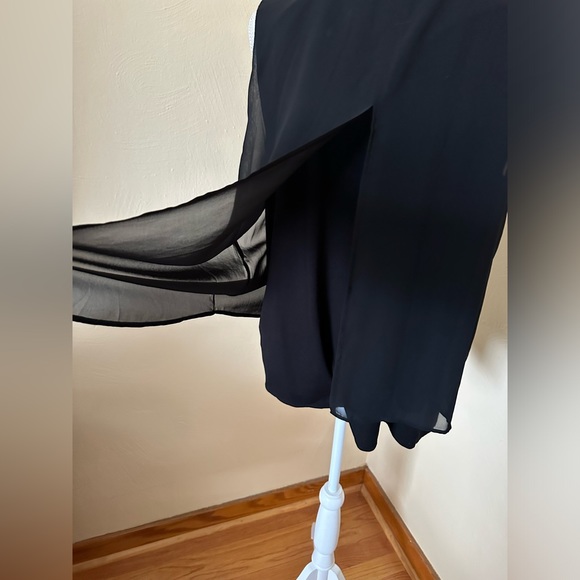 Chico’s EASYWEAR - Black Semi Sheer Sleeveless Blouse/Tank  
Size 2 - Picture 10 of 10